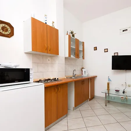 Sunny Corner Tribalj