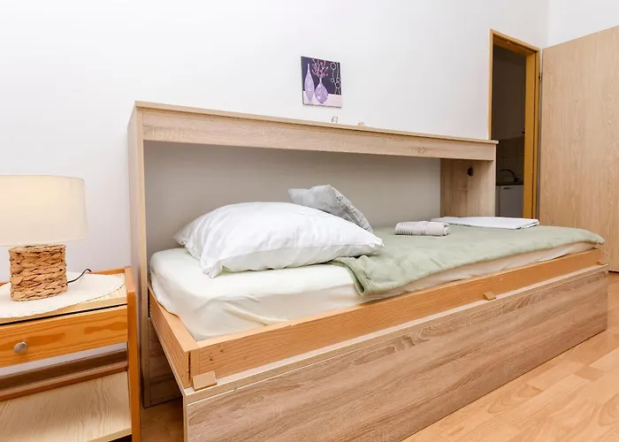 Sunny Corner * Tribunj (Sibenik-Knin)