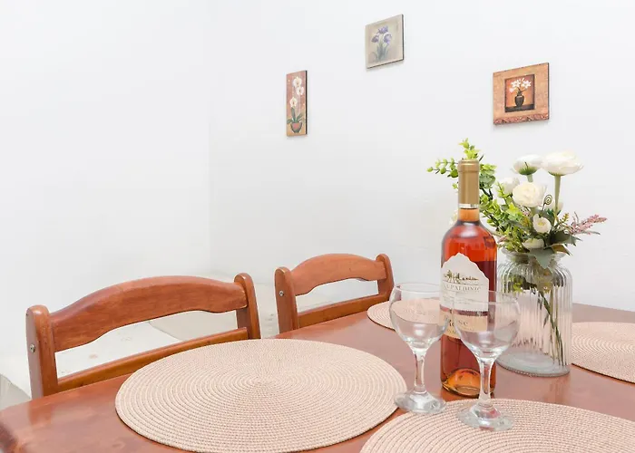 Sunny Corner Appartement *