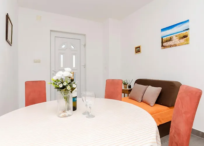 Apartman Sunny Corner Tribunj (Sibenik-Knin)